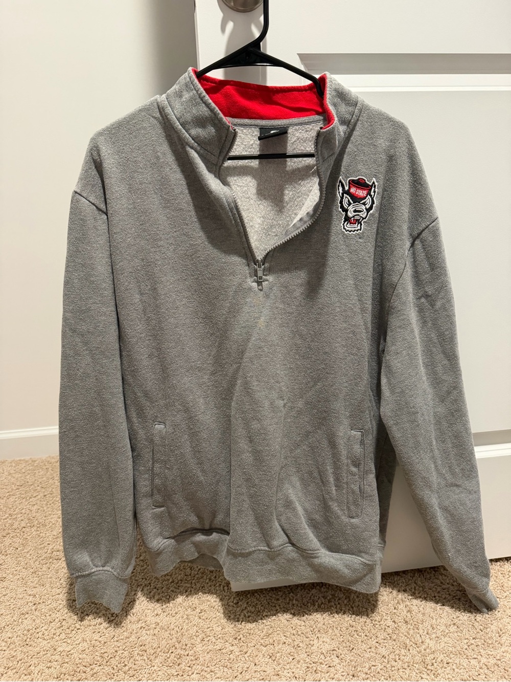 NC State Colosseum Men's Gray Quarter-Zip Sweater with Red Collar Accent